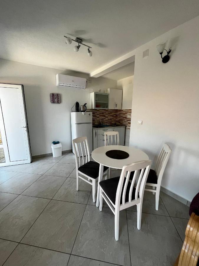 Apartments Apartmani Bojana Utjeha Kültér fotó